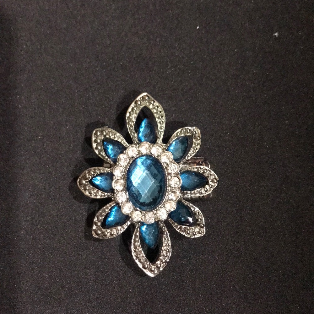 Blue cocktail ring